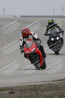 media/Nov-30-2025-TrackDaz (Sun) [[d8b22663df]]/C Group/Session 4 (Outside Grapevine)/